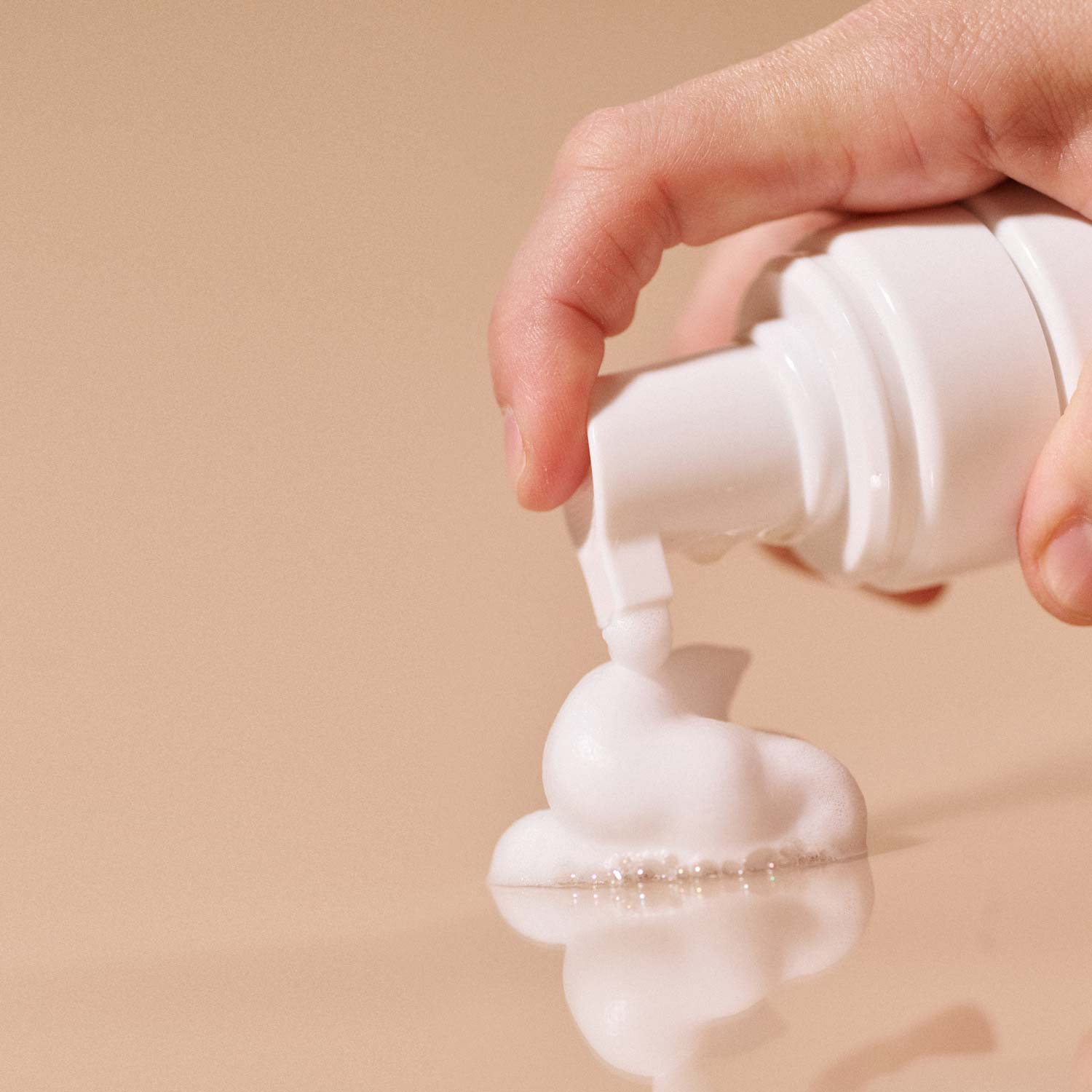 Spuma intima cu prebiotice – curatare intima delicata, 150ml