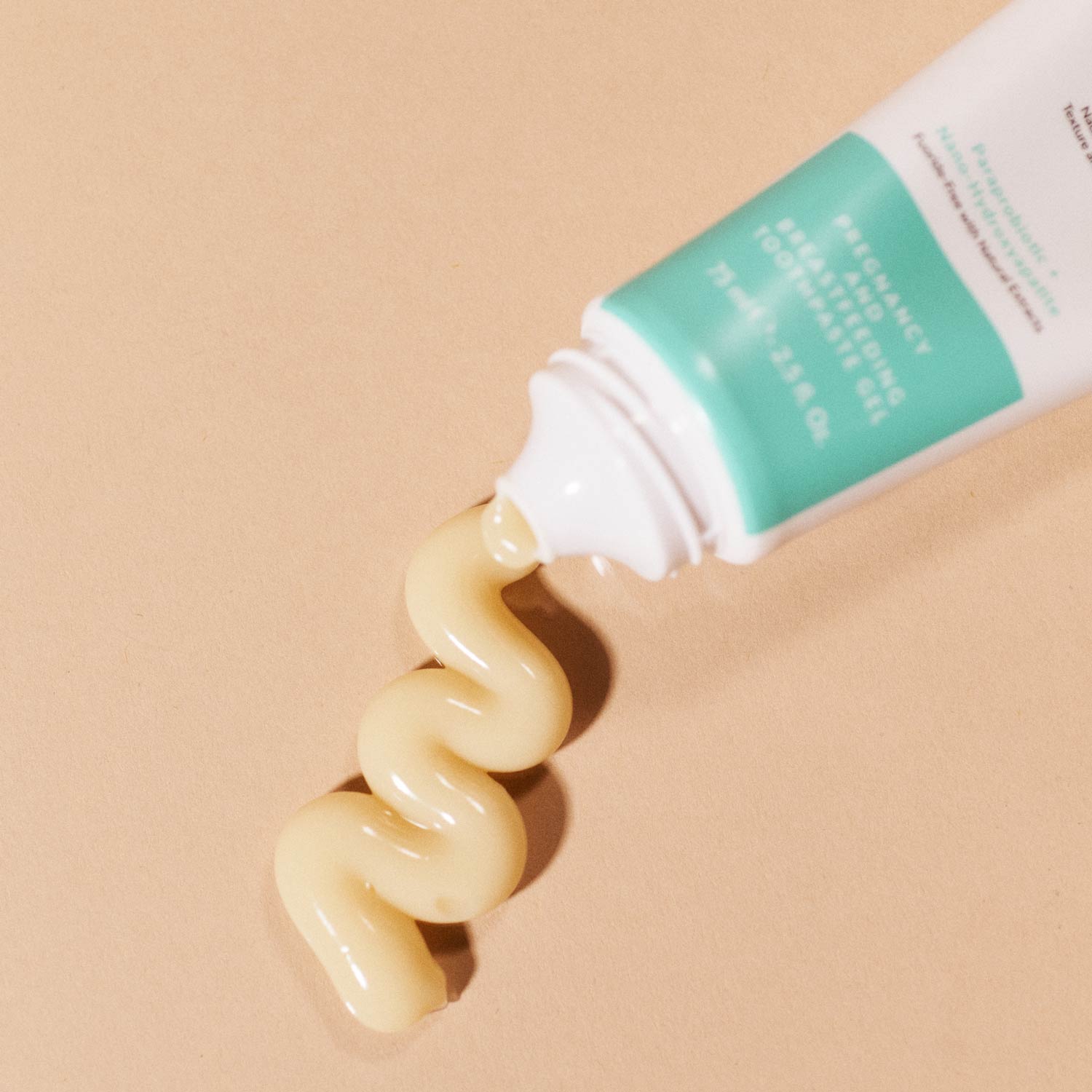 Pasta de dinti cu nano-hidroxiapatita si prebiotice – protectie si remineralizare