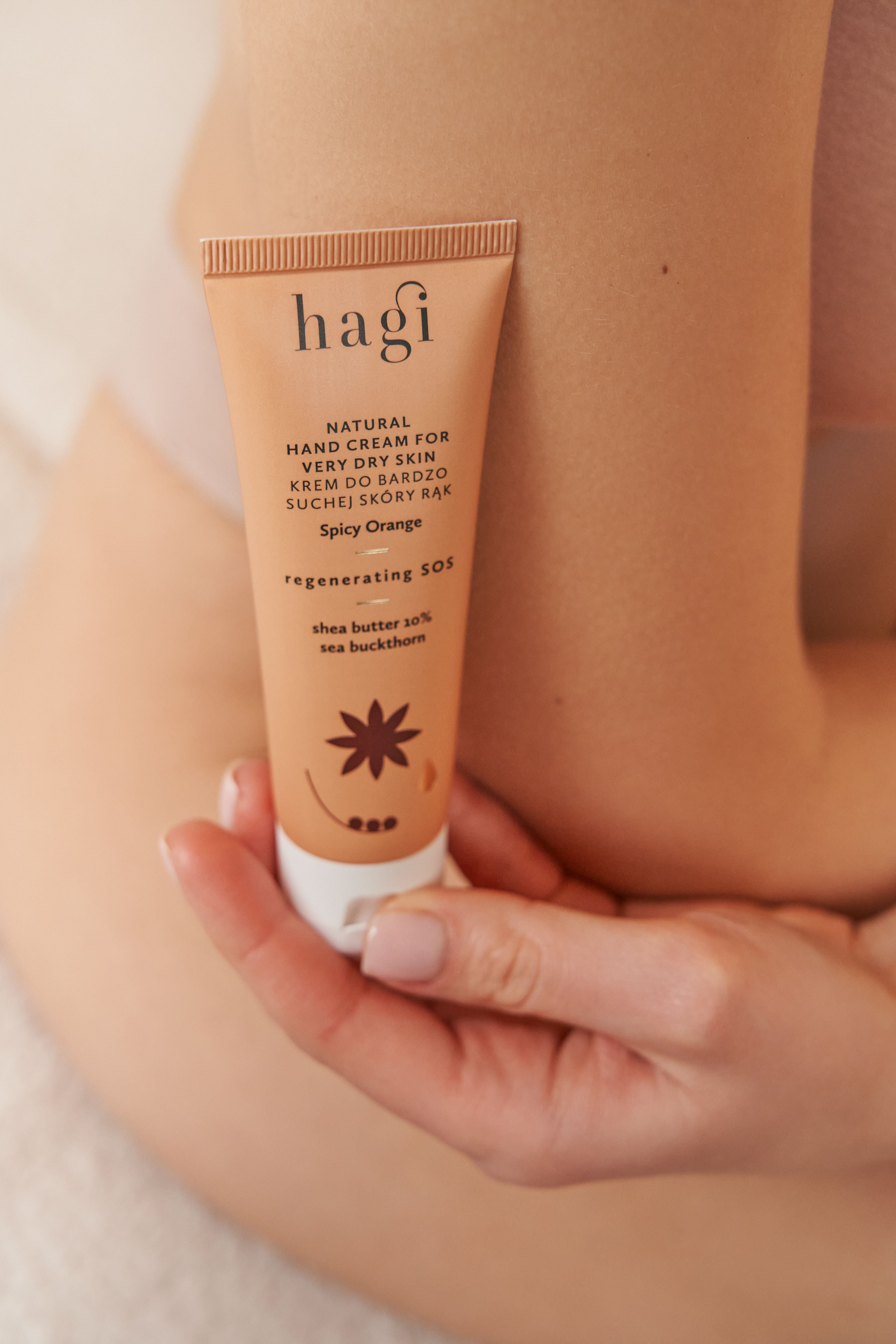 Crema naturala pentru maini foarte uscate Spicy Orange, 50ml